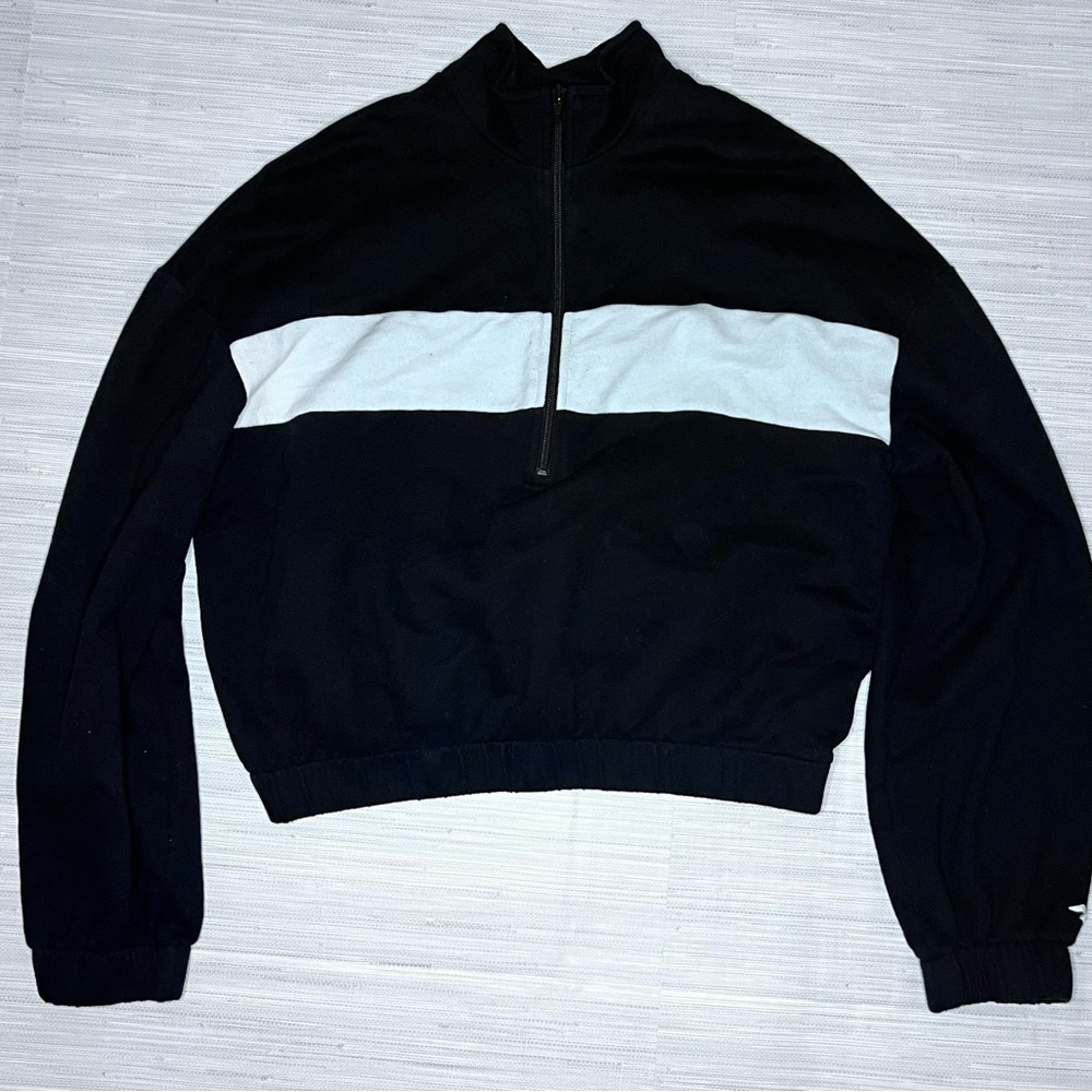Hollister Cropped Quarter Zip Pullover | Size Small